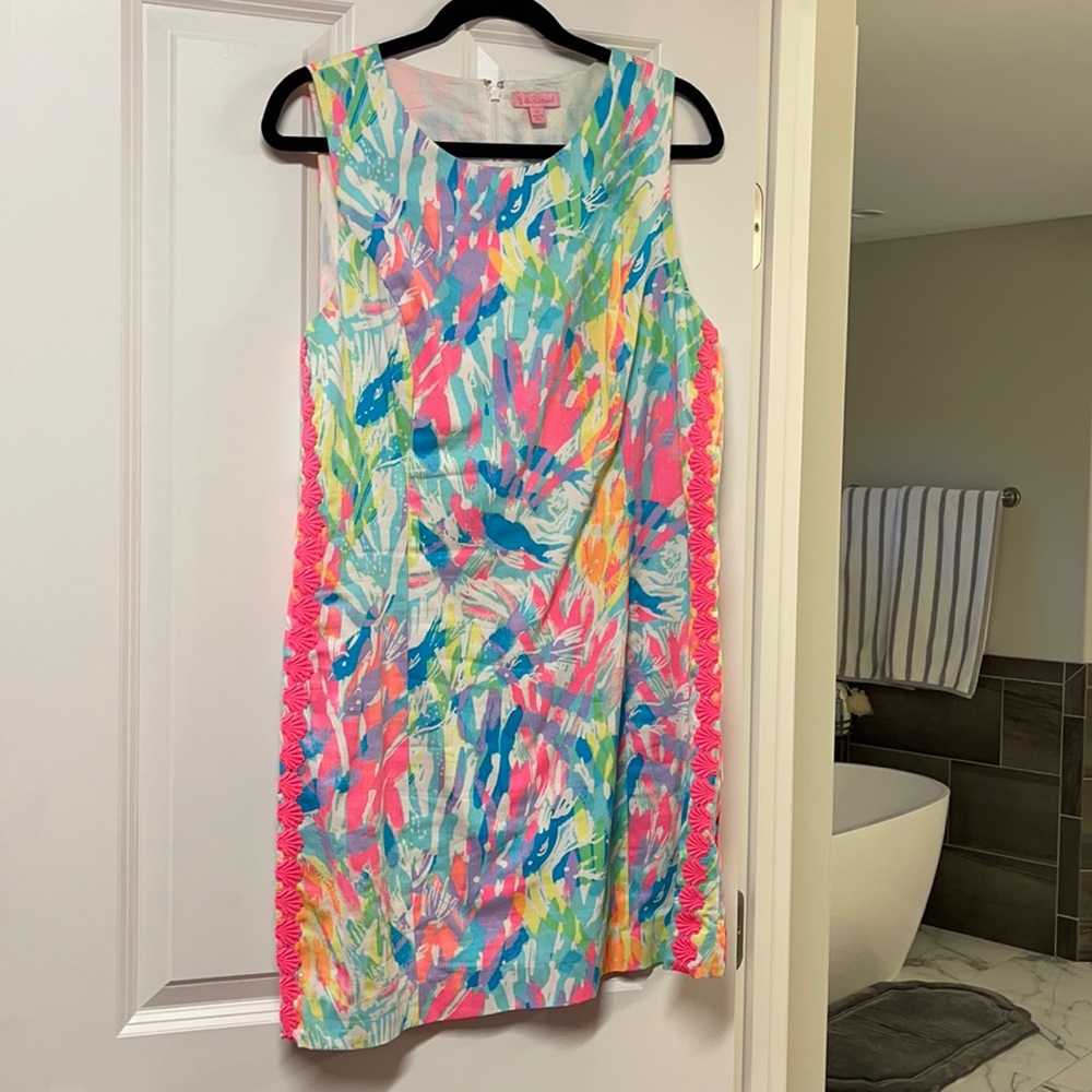 Lilly shift dress